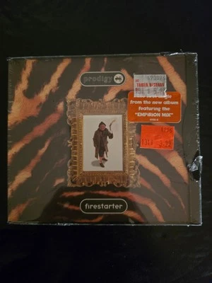 Prodigy – Firestarter BRAND NEW Foto 1 de 2