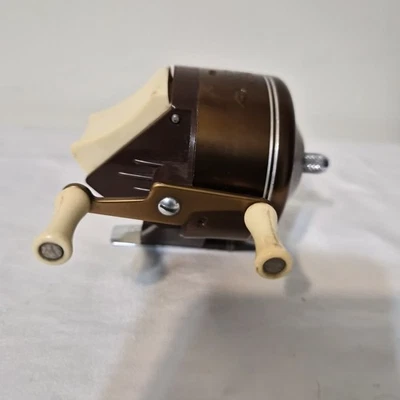 Carrete Bronson Viking 906 de colección hecho en Bronson Michigan EE. UU. Foto 1 de 4