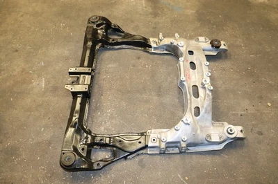 Honda Accord 2013-2015 cupé 3,5 L V6 subchasis motor cuna Cross K Member A/T Foto 1 de 4