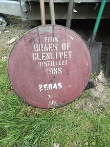 Raro 1988 Braes Glenlivet Whisky Tapa Barril Malta 23" Extremo Colgador de Pared Hombre Cueva - Imagen 1 de 6