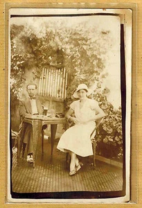 Carte Photo vintage card RPPC homme femme chapeau apéritif mode fashion ph0231 - Picture 1 of 2
