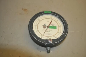 Heise 0-1000 PSI Solid Front CMM-36594 Dial Pressure Measuring Gauge PG-043-M - Picture 1 of 5