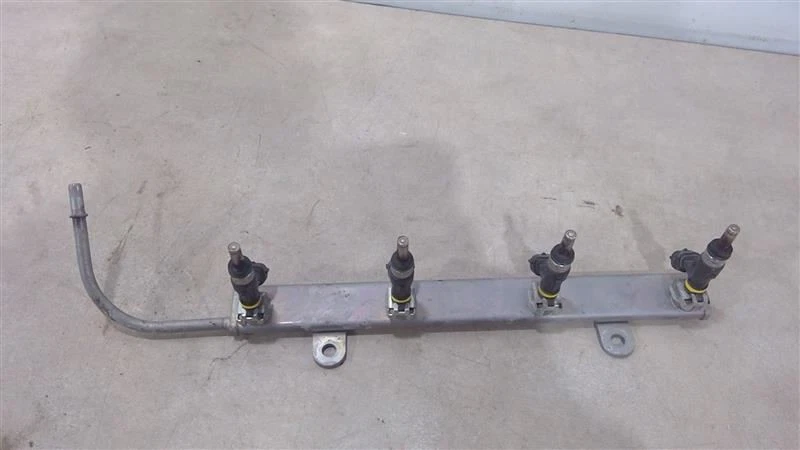 MITSUBISHI OUTLANDER 2021 4CYL inyector de riel de combustible Foto 1 de 4