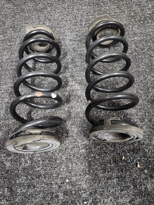 Mola helicoidal de suspensão lateral traseira direita e direita Honda Civic 2016-2021 fabricante de equipamento original - Imagem 1 de 4