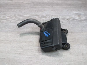 01-05 LEXUS JZS160L GS300 GS430 UNDERHOOD FUSE RELAY BOX 3138XA1 OEM - Picture 1 of 13