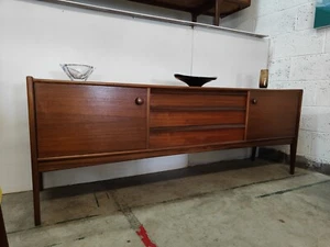 A Younger 'Da Silva' Teak & Afromosia Sideboard By John Herbert - Picture 1 of 4