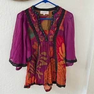 Label Ritu Kumar 100% Silk Floral Flutter Embroidered Flowy Boho Traditional Top - Picture 1 of 14