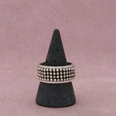 Anillo de plata de ley para hombre con cuentas anchas talla 11 Foto 1 de 3