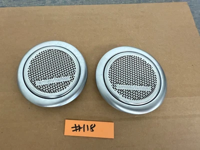 Cubiertas de altavoces Harman K para puerta delantera izquierda y derecha Harman K 2017-2025 Alfa Romeo Stelvio Foto 1 de 4