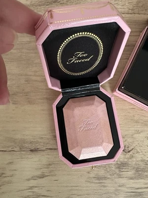 Too Faced Diamond Light Diamond Fire Highlighter 12g New & Sealed - Image 1 of 4