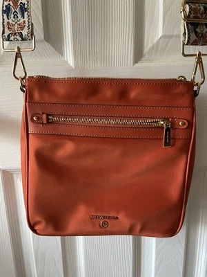 Bandolera Michael Kors Jet Set Charm Nylon Naranja Excelente Estado.  Foto 1 de 4