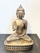 Sitzender Buddha aus Indien - Bronze/Messing mit Verzierungen 20cm