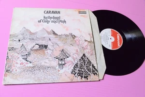 CARAVAN LP IN THE LAND OF GREY AND PINK UK '70 NM !!!!!!!!!!!!!!!!!!!!!! - Foto 1 di 1