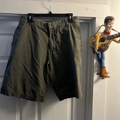 Pantalones Cortos Honolula Surf Co Para Hombre 34 Falta Botón Frente Plano Chino Y2K Verde Oliva Foto 1 de 4