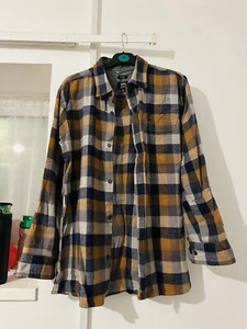 Shirt - Picture 1 of 5