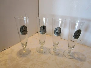 Vintage Glass 4-Pilsner Beer w/ FORT Pewter Baseball Medallions 10 Oz. NOS 1980s - Picture 1 of 12