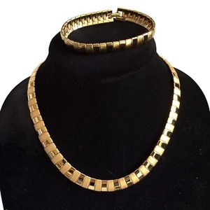 AVON Goldtone Satin and Mirror Polish Necklace Bracelet Combo Set - Picture 1 of 5