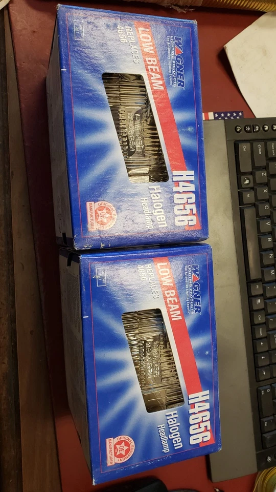 LOTE DE 2 NUEVOS Faros Halógenos Viga Baja 2A1 Wagner H4656 (S1-C79) Foto 1 de 1