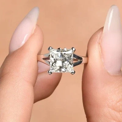 3.0 Ct Princess Cut E VVS2 CVD Lab Grown Diamond Engagement Ring 14k Yellow Gold - Image 1 of 4