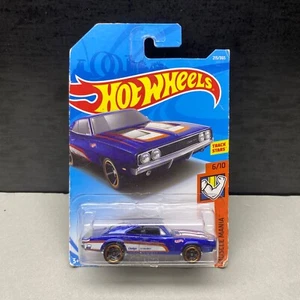 Hot Wheels '69 Dodge Charger 500 Muscle Mania 6/10 - Picture 1 of 6