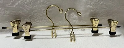 (2) De colección. Fuller Brush Co.- Clip de metal dorado y gancho perchas de ropa Foto 1 de 4