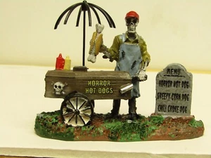 LEMAX Spooky Town GHOUL HOT DOG VENDOR #42215 FREE SHIPPING 2014 - UNIQUE - Picture 1 of 7