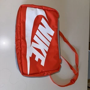 Nike Premium Bolsa de Zapatos Unisex Deportes Viaje Gimnasio Mochila Naranja DA7337-869 - Imagen 1 de 8