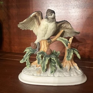 Vintage Porzellan Spottvogel Figur verschneite Kiefer Made in Japan - Bild 1 von 10