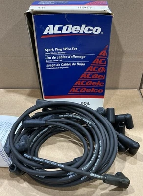 Genuine GM ACDelco 19154575 Spark Plug Wire Set 8 Cylinder 8mm New Old Stock - Image 1 of 4