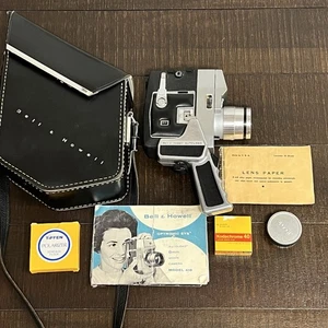 Vintage Bell & Howell Optronic Eye Camera Model 418 w/ Manual Case Film - Picture 1 of 14