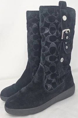 Bota Coach Tulip Para Mujer 5.5B Negra Invierno Gamuza Forrada de Piel Hebilla Logotipo de Firma Foto 1 de 4