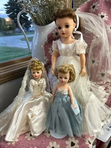 Little Miss Revlon Puppe 3 Stück Hochzeit und Brautjungfer - Bild 1 von 24