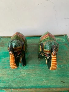 Hand Carved Wooden Decorative Elephant Statue Home Decor Painted Figurine Gift - Picture 1 of 10