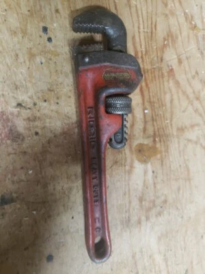 Vintage Ridgid USA Heavy Duty Small 6” Inch Pipe Wrench Ridge Tool Co. Elyria O. - Image 1 of 4