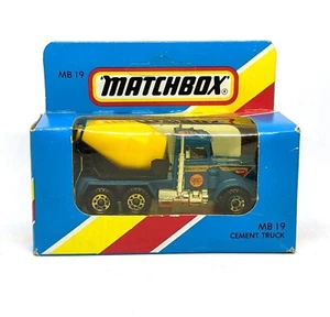 Matchbox Superfast No. 19 Peterbilt Cement Truck In Blue - SEALED BOX - Picture 1 of 3