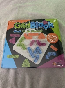 New Grid Block Family Board Game Fat Brain Toy Co. Easy 2-4 Players Strategy - Picture 1 of 5
