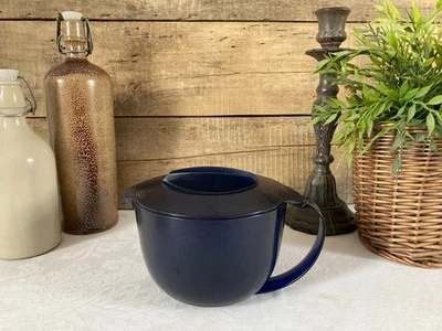 1125⚜️ Pichet Tupperware Microplus 1 Litre Couleur Bleu Foncé Diametre 15 Cm - Photo 1/4