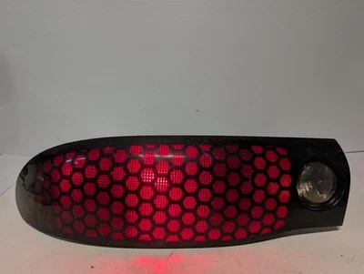 1998-02 庞蒂亚克 Firebird Trans Am LH 发球杆尾灯和中心(匹配 10282940) — 第 1/4 张图片