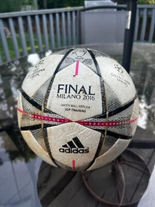 Adidas Milano Champions League 2016 Top Entrenamiento Réplica Balón de Fútbol Talla 5 - Imagen 1 de 4
