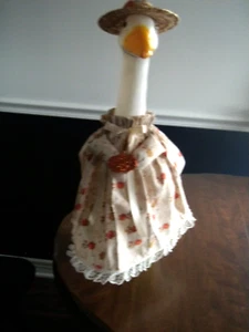 Goose clothes outfit - Fall pumpkin and leaves w/hat for lg 24-27" goose - Picture 1 of 4