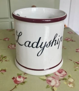 National Trust ~ Taza Tankard 'Her Ladyship' ~ Hecha en Inglaterra ~ Nueva - Imagen 1 de 7