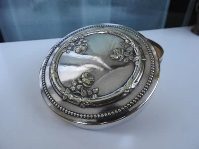 ancienne boite à bijoux coffret en métal argente boite à poudre poudrier - Photo 1/4