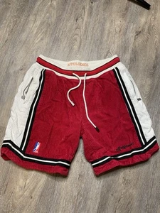 Effulgence Corduroy Shorts Chicago Bulls Red/Black Size Men’s Medium RARE - Picture 1 of 8