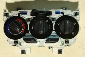 CHRYSLER YPSILON 2014 - HEATER / CLIMATE CONTROL PANEL 5N8500070 - Picture 1 of 7