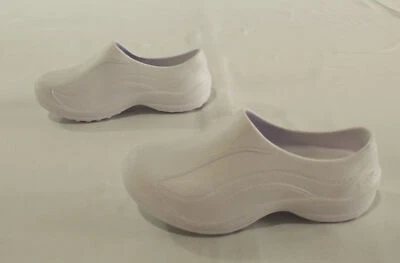 Landau Unisex Energize Slip On Scrub Clog CD4 White Size US: W7 M5 - Image 1 of 4