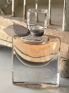 Lancome La Vie est Belle Eau de Parfum ~ Splash Mini 0.13 oz /4ml ~ New - Picture 1 of 4