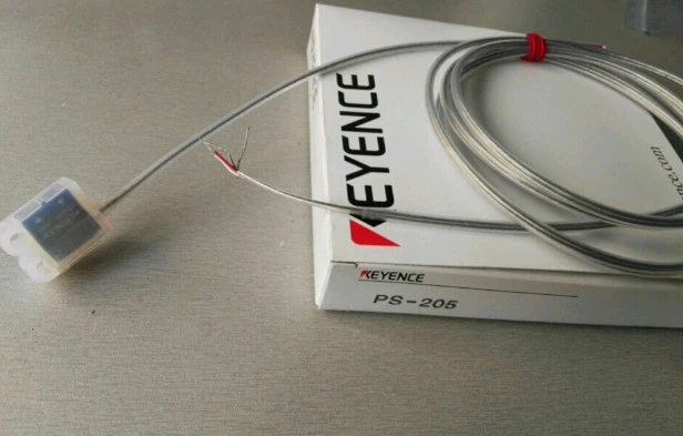 全新 Keyence PS-205 传感器 带盒 *TT — 第 1/1 张图片