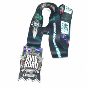 The Conqueror RING ROAD Iceland Virtual Challenge 1332 km/828 millas medalla ¡Giros traseros! - Imagen 1 de 9