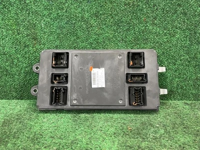 🛑 2006-2013 Mercedes W164 ML550 GL450 R320 Front SAM Control Module OEM - Image 1 of 4