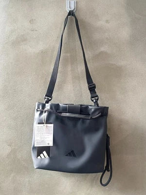 Adidas Favorite Bolso Pequeño Para Mujer Gimnasio Entrenamiento Bolso Estilo de Vida Informal Negro JM5011 Foto 1 de 4